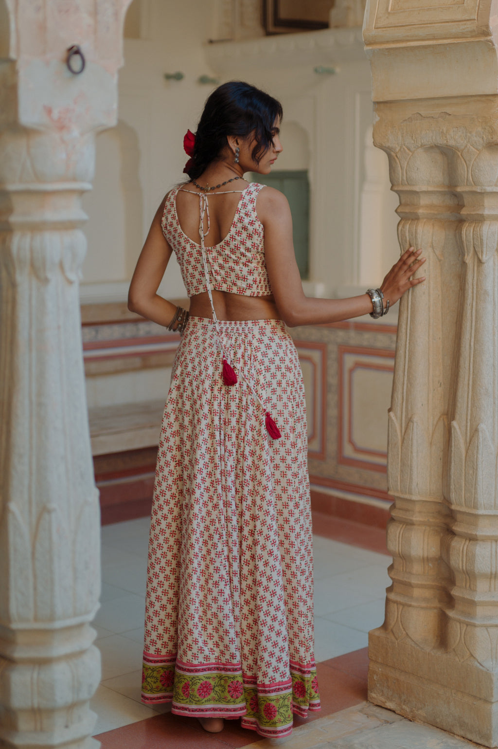 ABHA LEHNGA SET