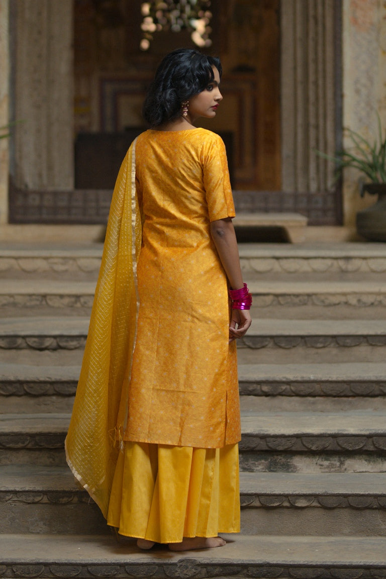 AMBA KURTA SET