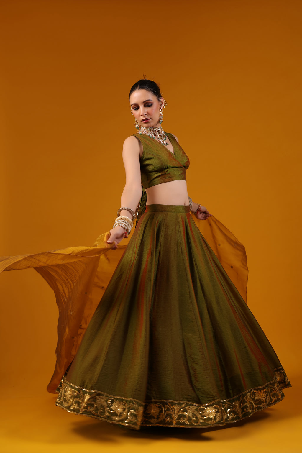 BANNI LEHNGA SET