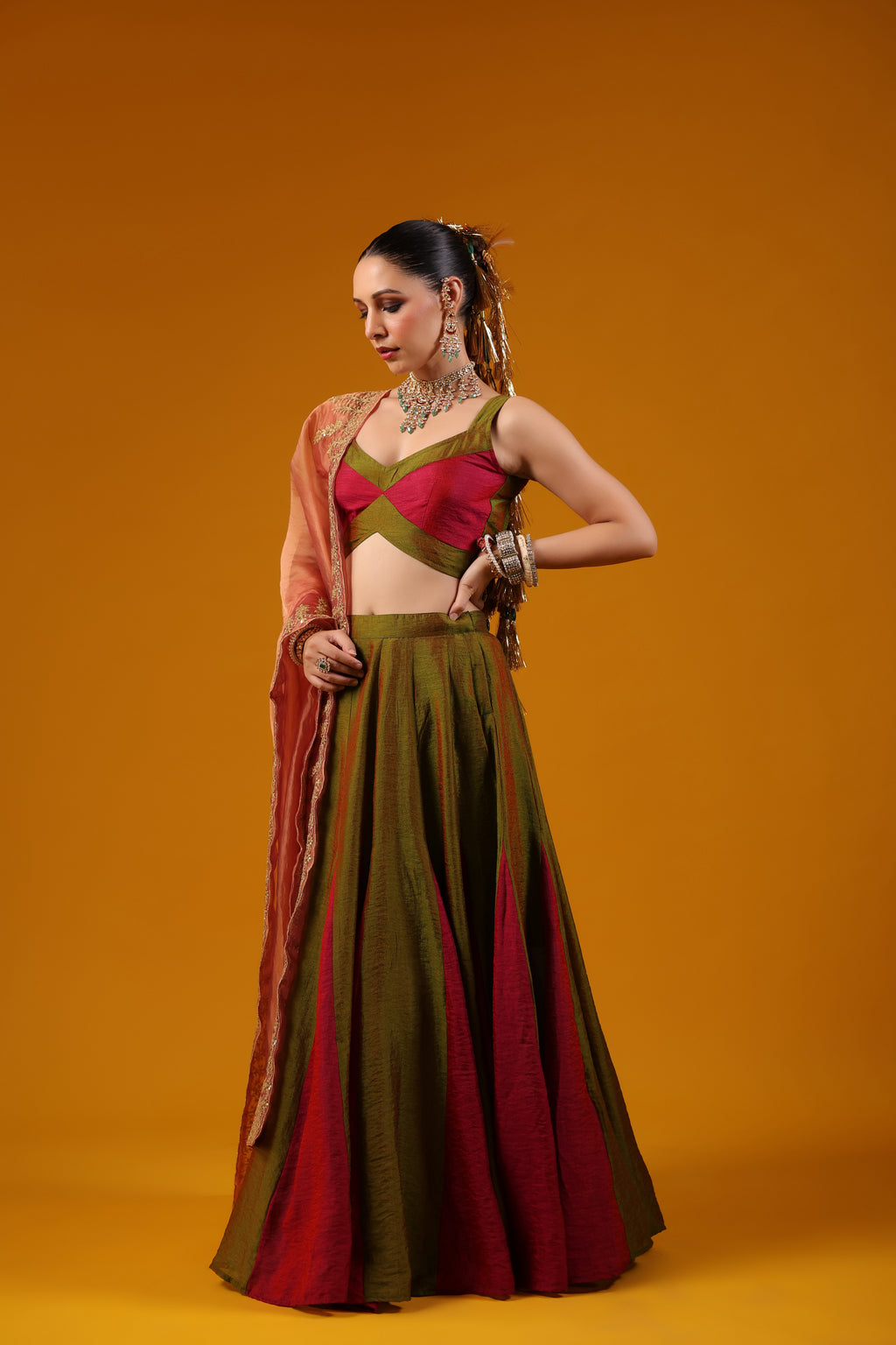 SAKHI LEHNGA SET