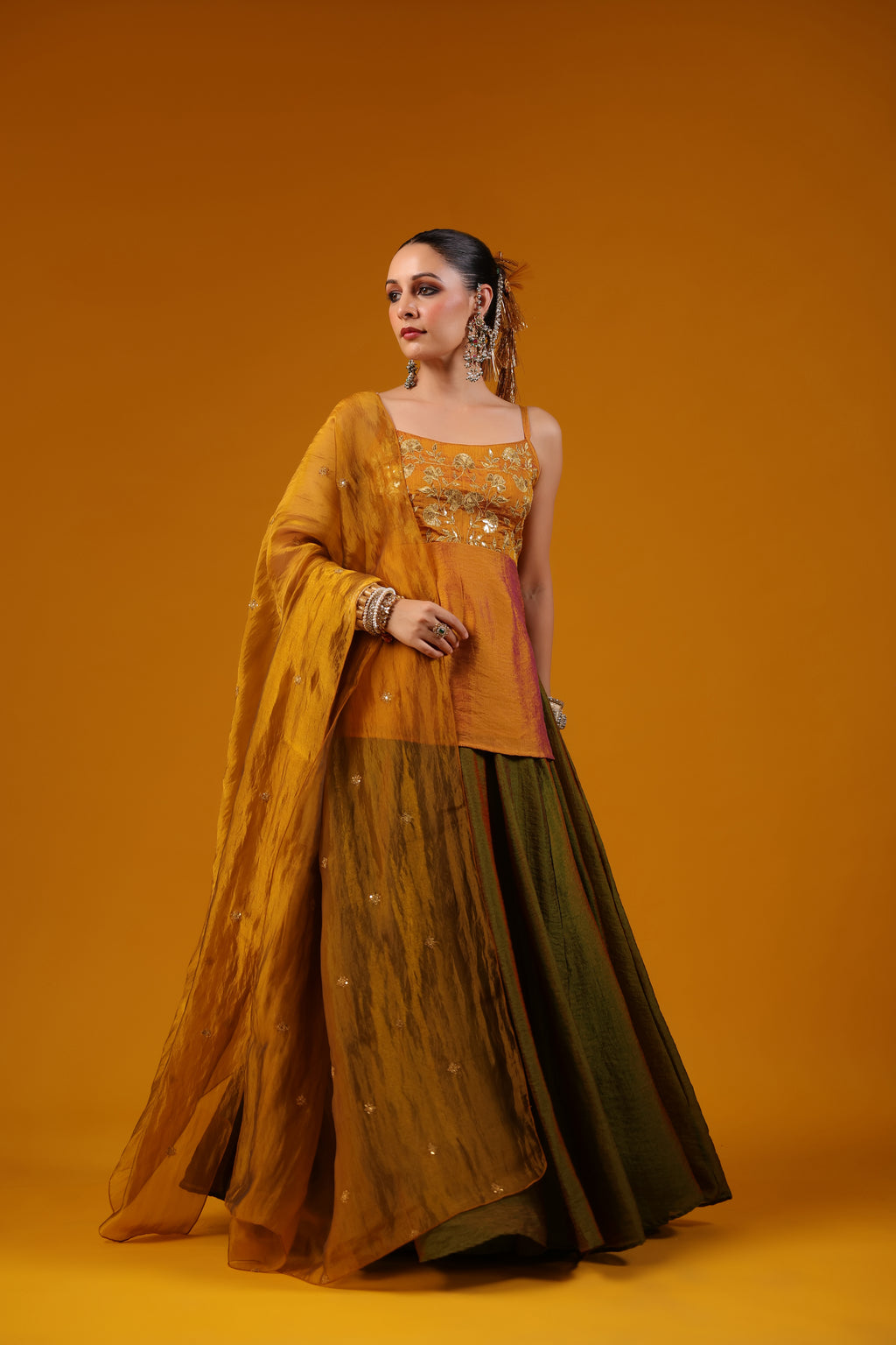MEENA LEHNGA SET